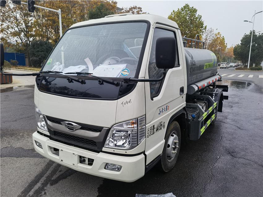 CLT5160TDYEQ6�Ͷ๦���։m܇�DƬ|����|����|�r��